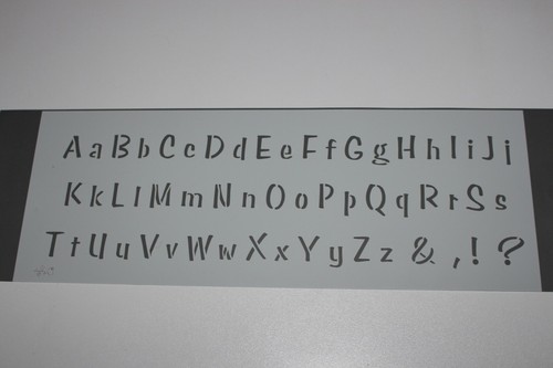 Pochoir plastique lettre - pochoir, en