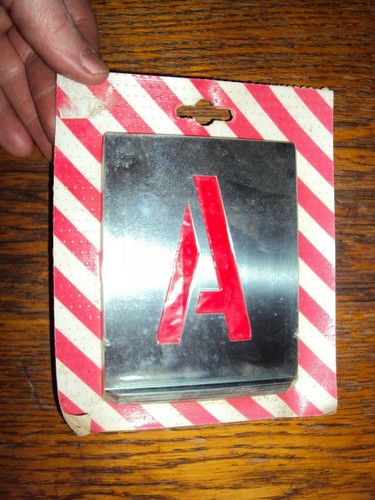 Ancien pochoir zinc alphabet - ancien,